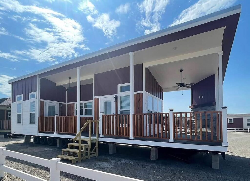 The Cliffhaven tiny home exterior