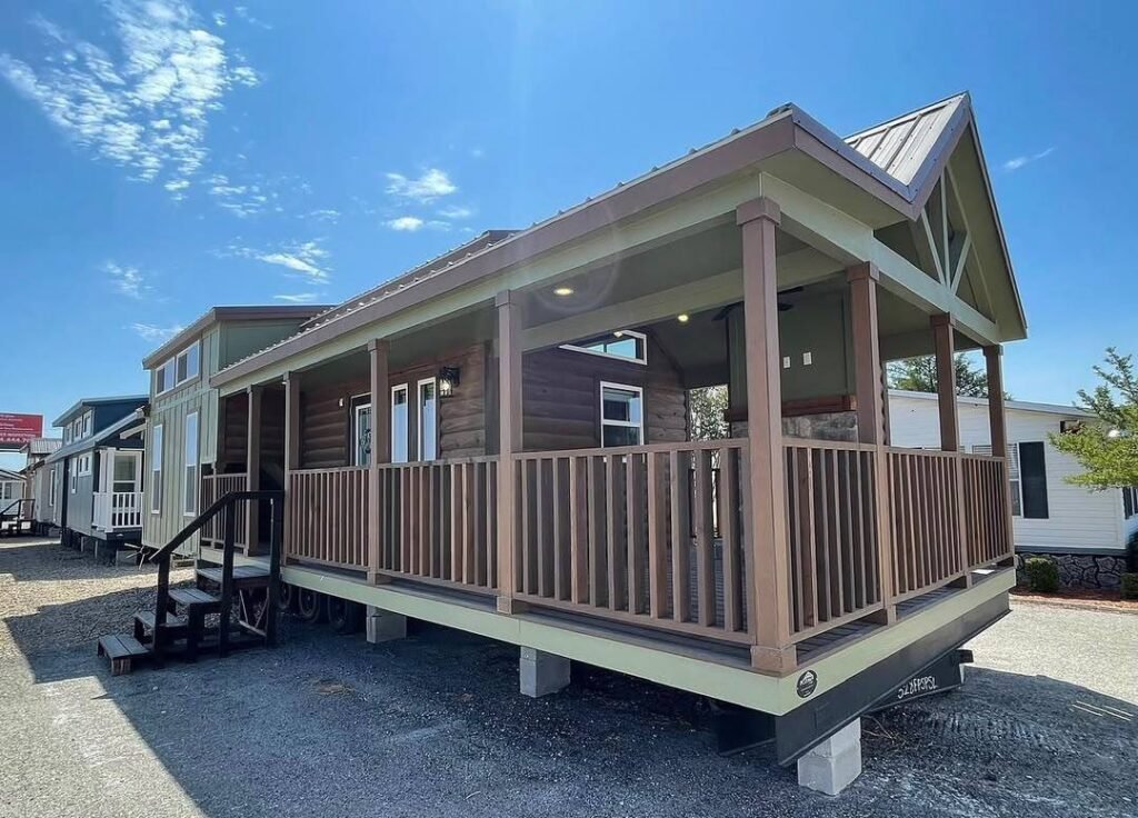 The Meadowview tiny home exterior
